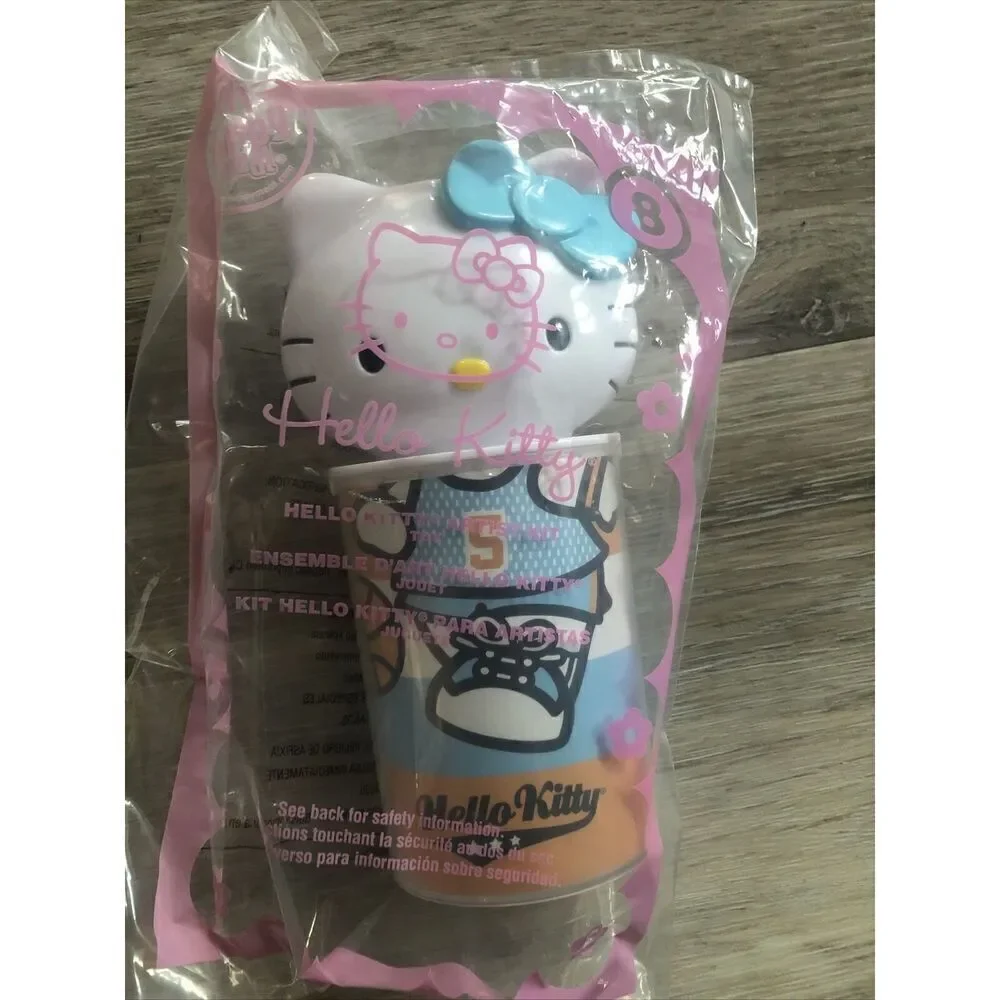 Hello Kitty McDonalds Happy Meal Style Kit Toy  2007 New in Package #8